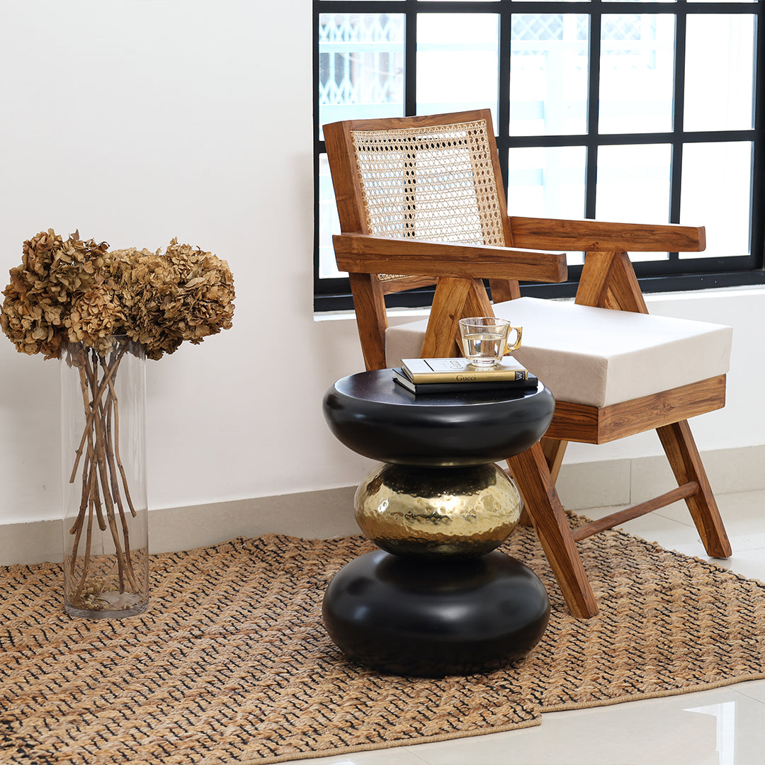 Golden Circle Table Black